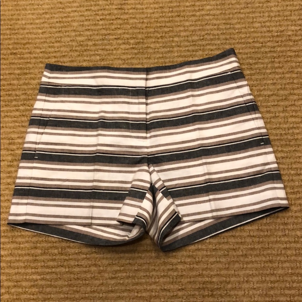 Women’s Ann Taylor City Shorts Size 2 NWT